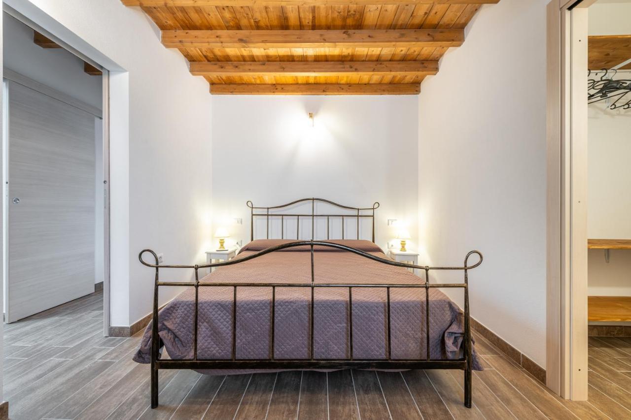 Casa Giovanna San Giovanni Suèrgiu Buitenkant foto