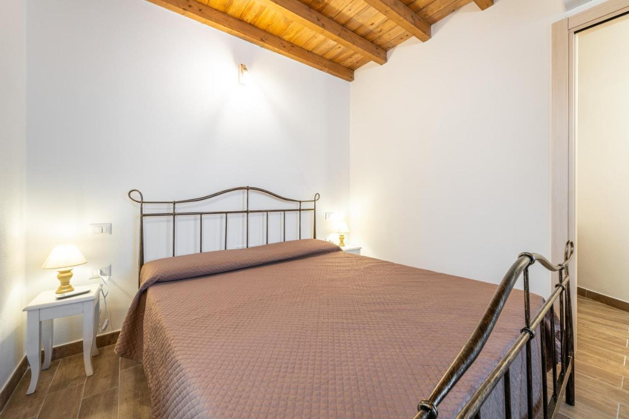 Casa Giovanna San Giovanni Suèrgiu Buitenkant foto