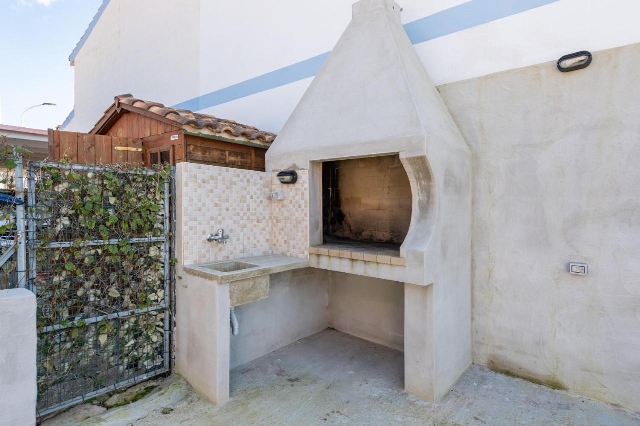 Casa Giovanna San Giovanni Suèrgiu Buitenkant foto