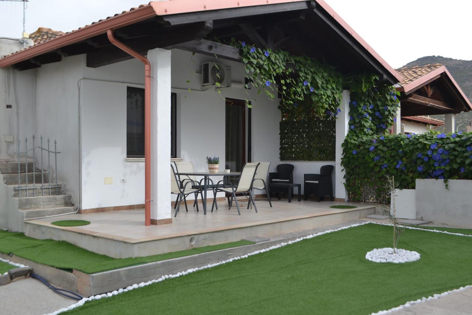 Casa Giovanna San Giovanni Suèrgiu Buitenkant foto